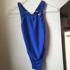 nike one piece swimsuit
